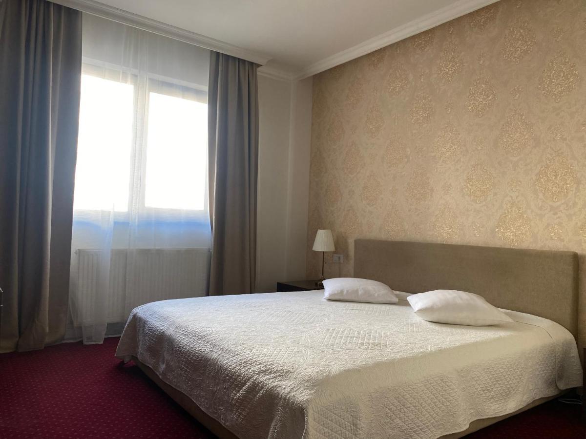Eden Boutique Accommodation Bucarest Esterno foto