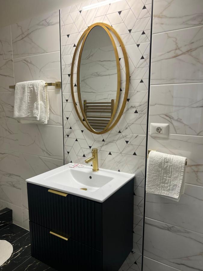 Eden Boutique Accommodation Bucarest Esterno foto