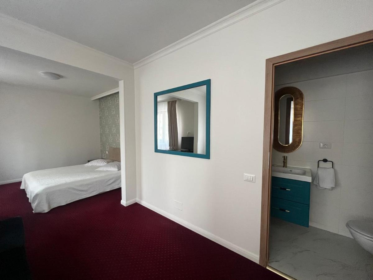 Eden Boutique Accommodation Bucarest Esterno foto