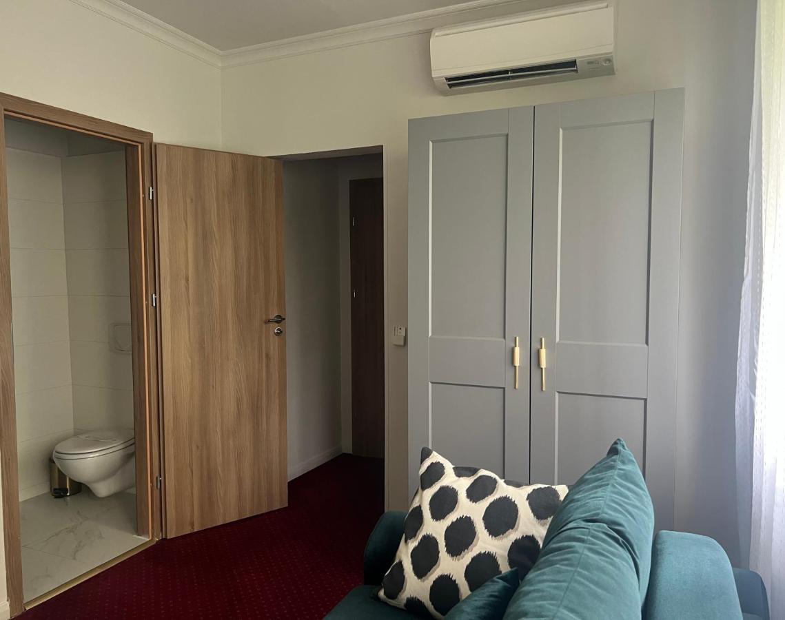 Eden Boutique Accommodation Bucarest Esterno foto