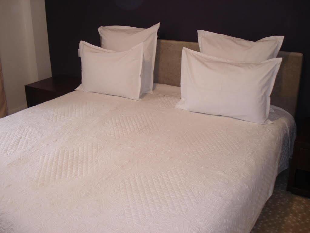 Eden Boutique Accommodation Bucarest Esterno foto