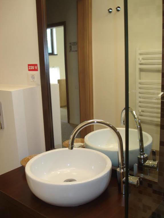 Eden Boutique Accommodation Bucarest Esterno foto